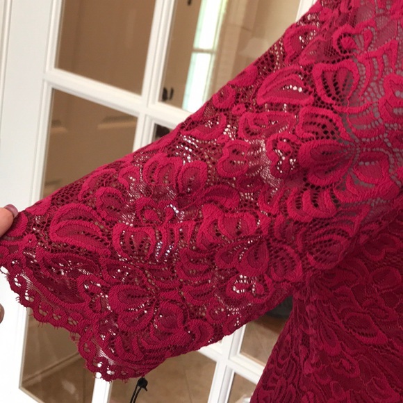 Ivanka Trump Size 8- Red Lace Dress w Sheer Sleeves - Picture 6 of 8